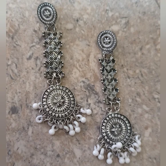 Oxidised silver earrings - Picture 2 of 5